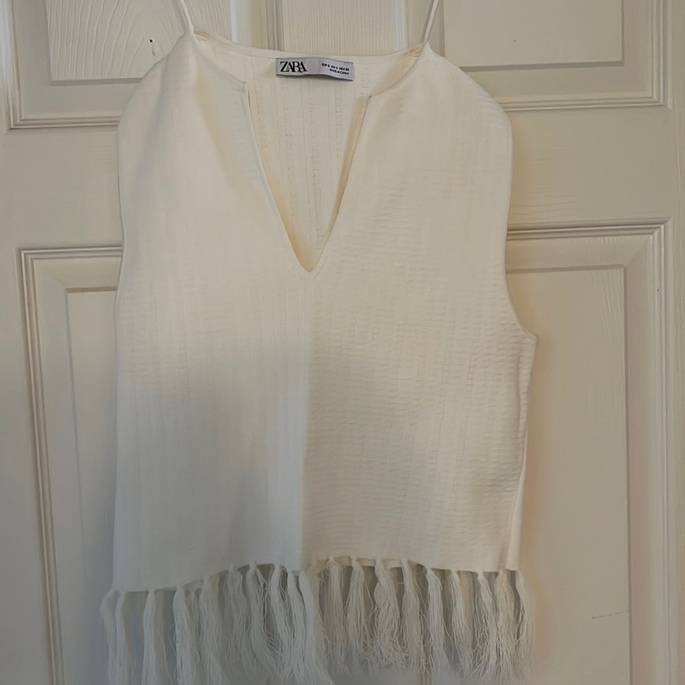 Zara knit white pants and top with fringes